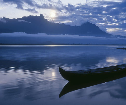 Landscape Mural Wallpaper | Boat by the Lake
