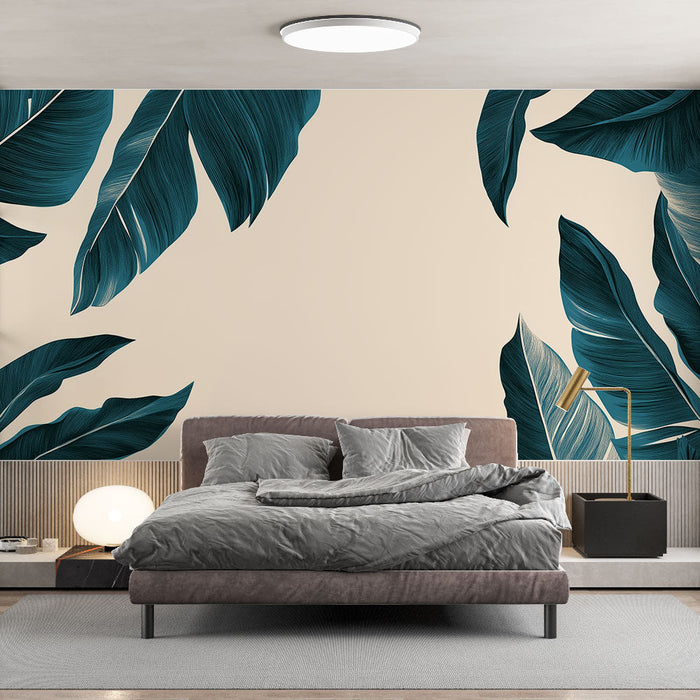 Falfestmény tapéta bézs levélmintákkal | Elegáns trópusi levelek világos háttéren