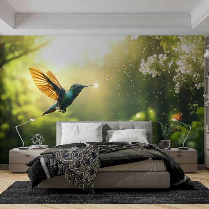 Ταπετσαρία τοιχογραφίας κολιμπρί | Μαγεμένο σκηνικό με ένα κολιμπρί που πετάει πάνω από λουλούδια