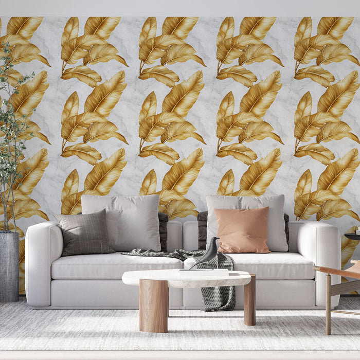Papel de parede folhagem dourada | Folhas elegantes em fundo marmorizado