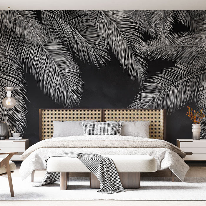 Papel pintado de follaje en blanco y negro | Palmeras delicadas sobre un fondo oscuro