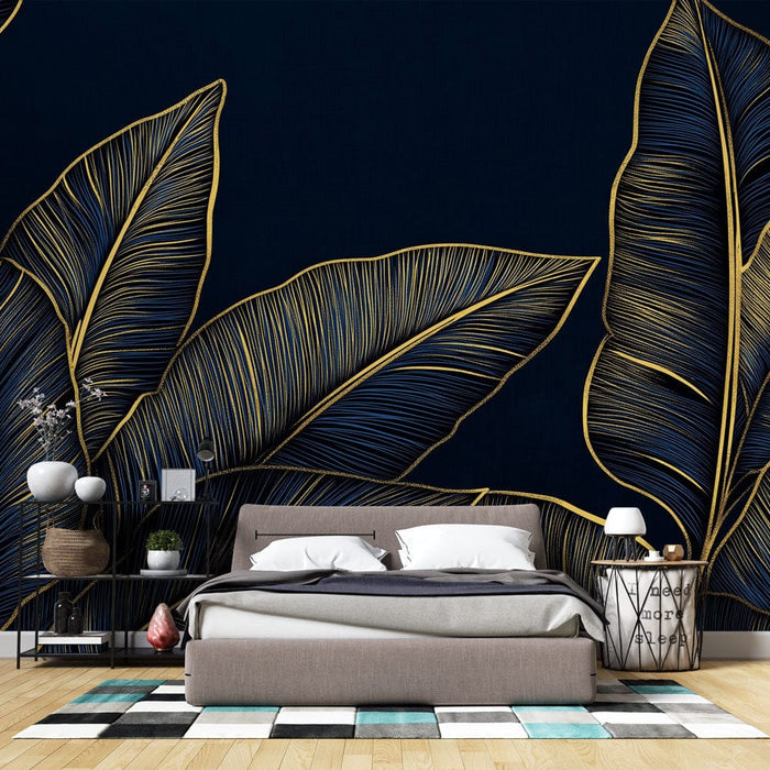 Altın muz yaprağı Fotoğraf Duvar Kağıdı | Gece mavisi arka plan üzerinde zarif yapraklar
