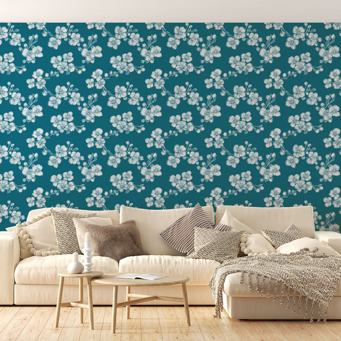 Tapete с цветни цветя | Мотив с бели цветя на дълбоко син фон