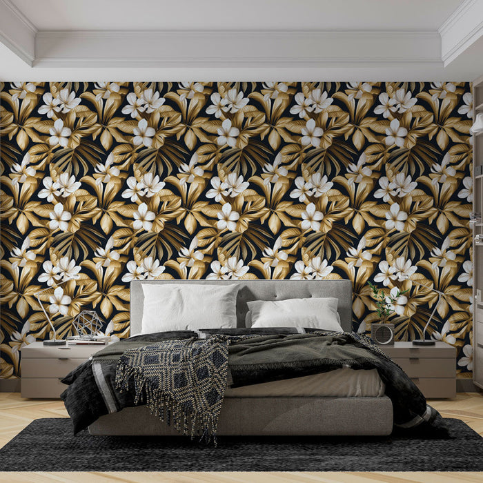 Χρυσό Ταπετσαρία τοιχογραφίας με λουλούδια | Κομψά λευκά λουλούδια και χρυσά φύλλα σε μαύρο φόντο