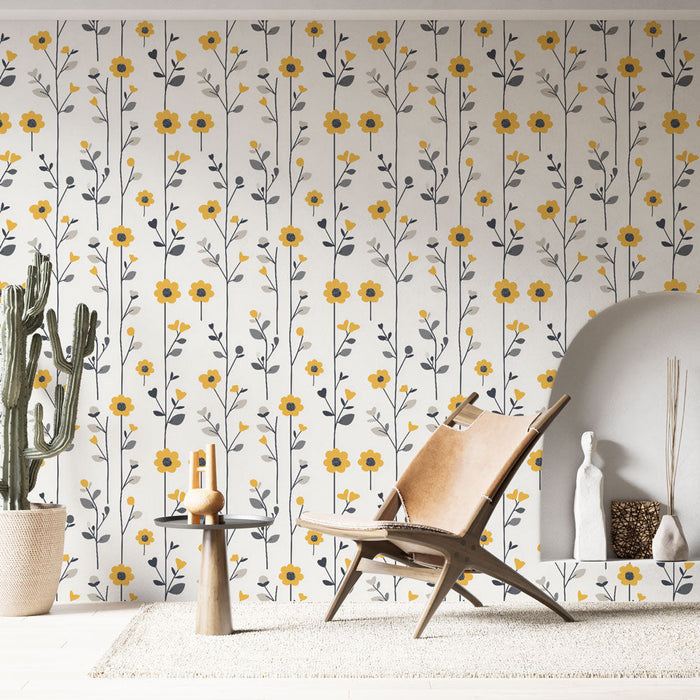 Tapetti kukkakuvioinen keltainen | Tyylikäs keltakukkainen kuosi vaalealla pohjalla