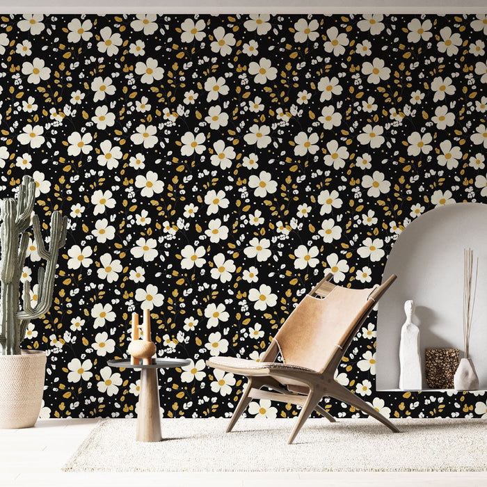 Tapeta cvjetni noir | uzorak bijelih i zlatnih cvjetova na crnoj podlozi