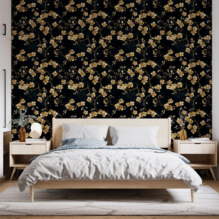 Foto Behang bloemen of zwart | Gouden bloemmotieven op een elegante zwarte achtergrond