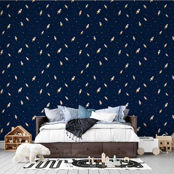 Carta da parati con razzi | Motivo dinamico di razzi bianchi su uno sfondo blu notte stellato