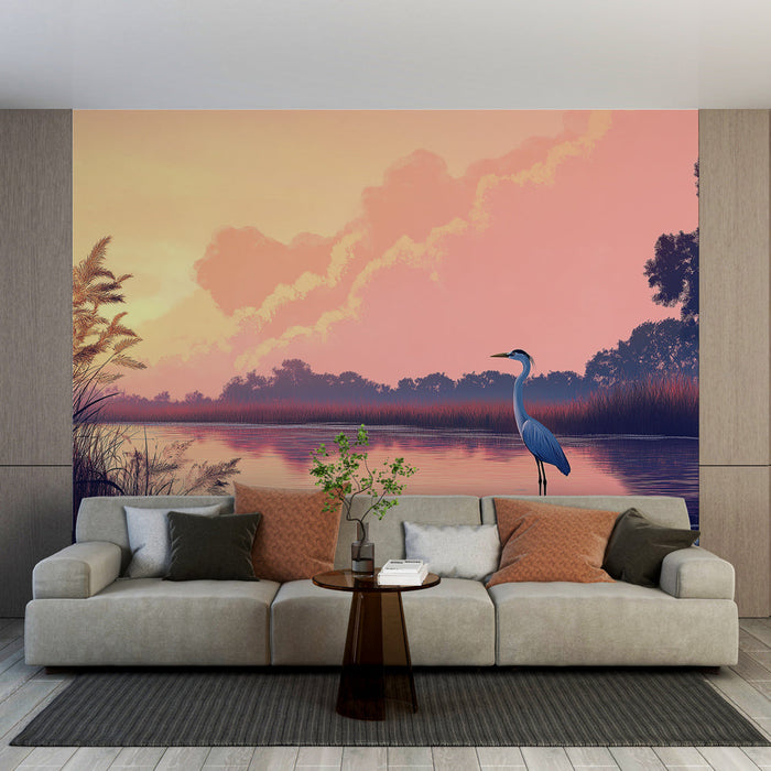 Papel pintado garza al atardecer | Un paisaje sereno con una garza al borde de un cuerpo de agua