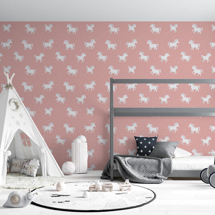 Tapeta jednorožec | Hravý vzor bílých jednorožců na jemně růžovém pozadí