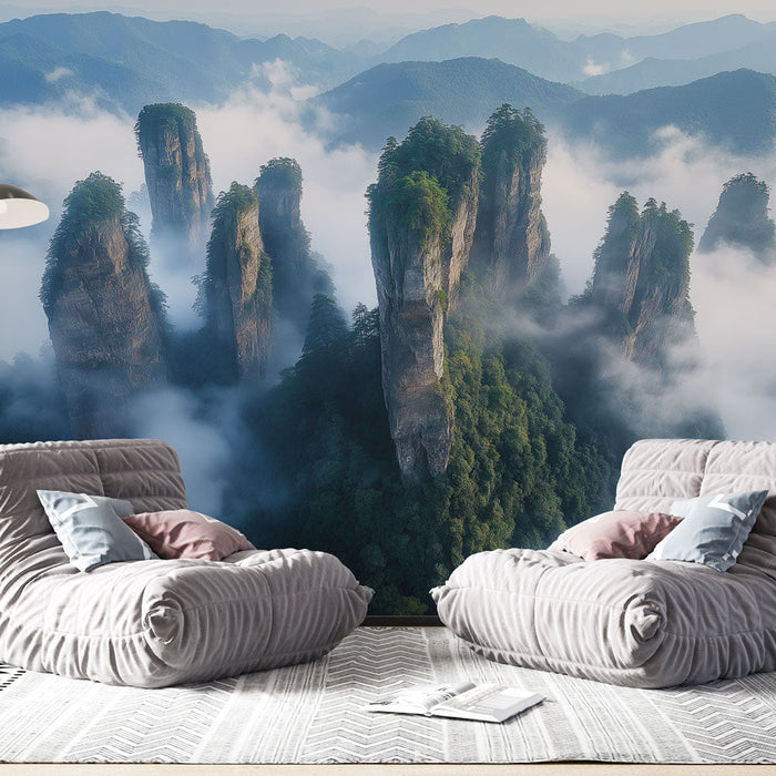 Ταπετσαρία τοιχογραφίας μυστηριώδη βουνά | Πάνελ κορυφών που αναδύονται από την ομίχλη