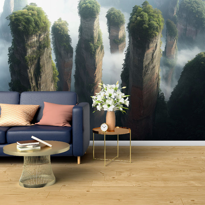 Ταπετσαρία τοιχογραφίας μυστικά βουνά | Βράχοι περιτριγυρισμένοι από ομίχλη και πράσινο