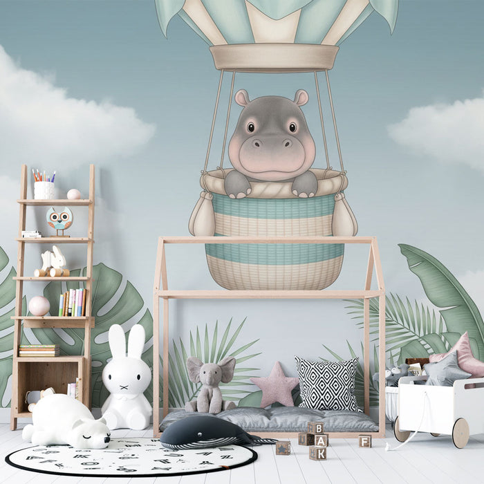 Fototapet balon na vrućem zraku | Nilski konj na pozadini oblaka i tropskog lišća