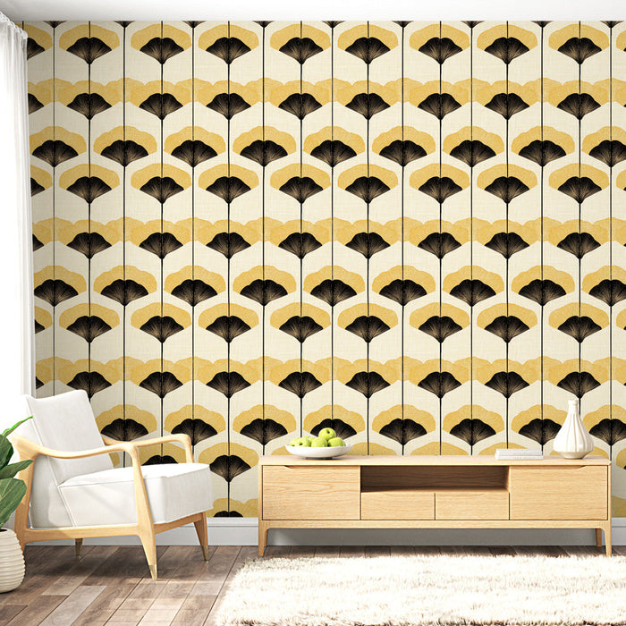 Tapeta s květinovými vzory | Elegantní černé a zlaté listy na krémovém pozadí