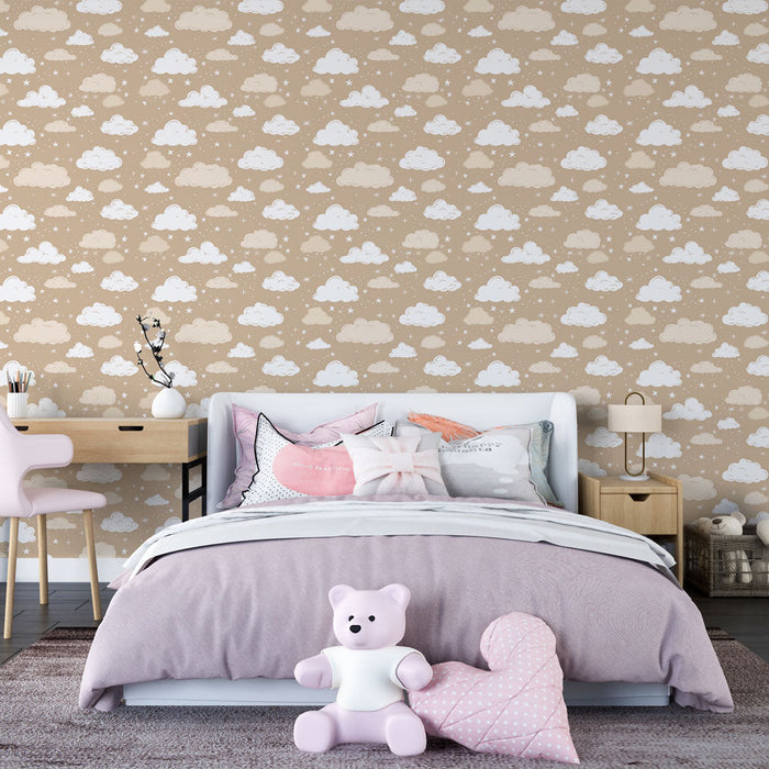Fototapet moln | Mjukt mönster av vita moln på en beige bakgrund