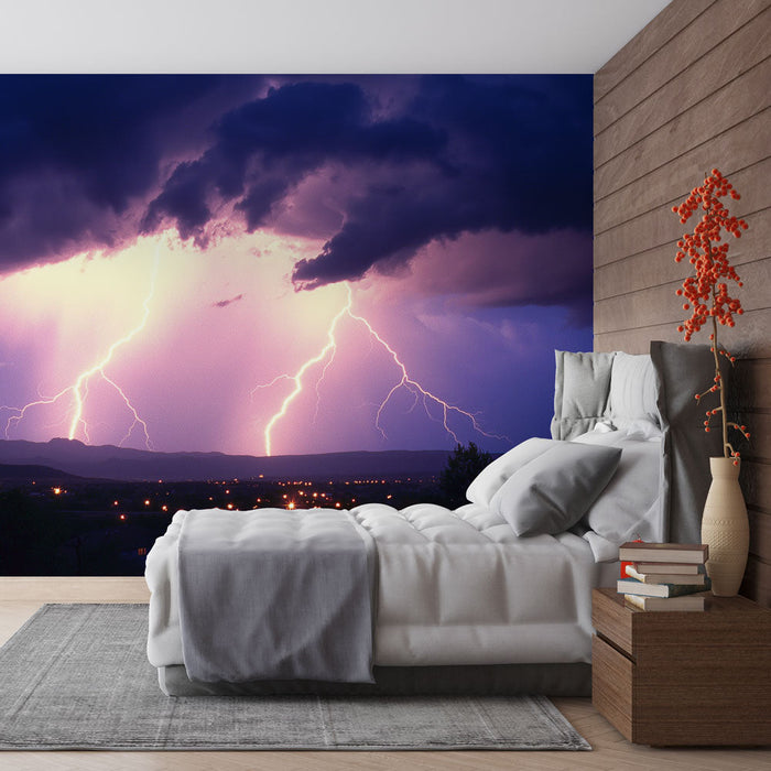 Tapeta burzowa | Błyskawica oświetlająca ciemne i dramatyczne niebo