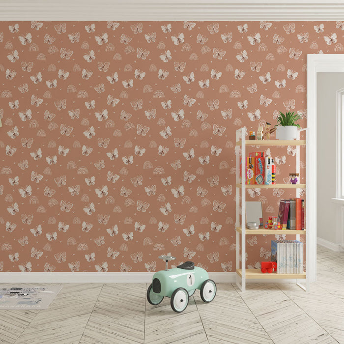 Fototapet kelebekler ve gökkuşağı | Pembe bir arka plan üzerinde kelebekler ve gökkuşağı deseni