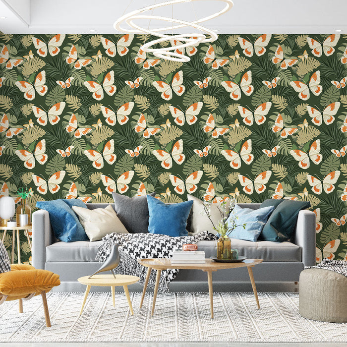 Papel pintado mariposas y follaje | Patrón de elegantes mariposas sobre un fondo verde con follaje tropical