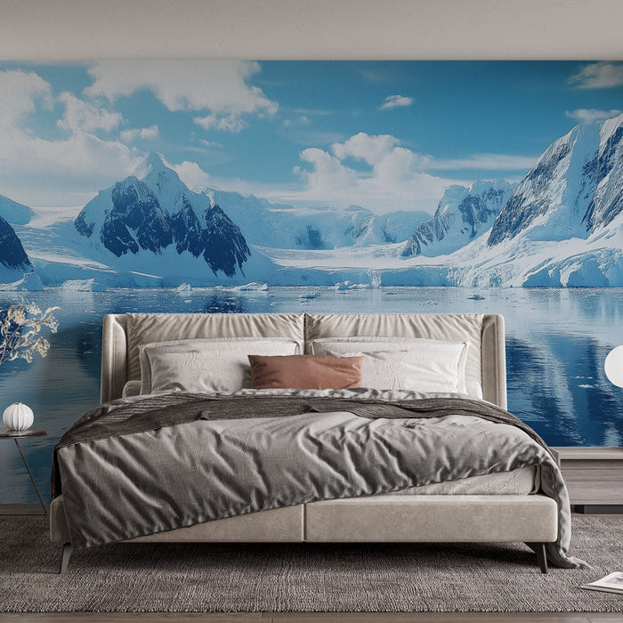 Fototapet polarlandskap | Majestätisk utsikt över berg och glaciärer i Antarktis