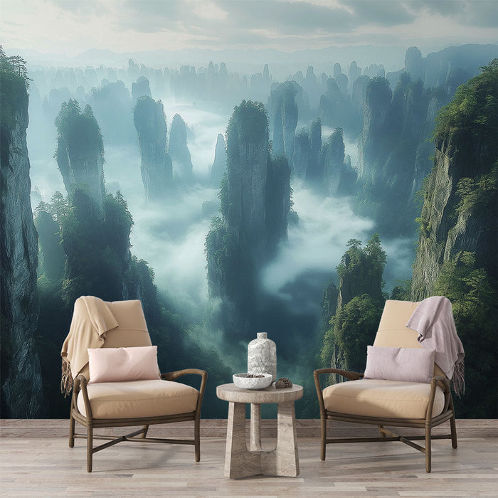 Papel de parede paisagens místicas | Picos enevoados de montanhas verdes exuberantes