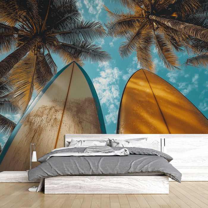 Tapeta pláž | Surfovací prkna pod palmami u moře