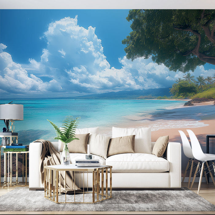Tapet plajă tropicală | Plajă cu nisip fin și mare turcoaz sub un cer însorit