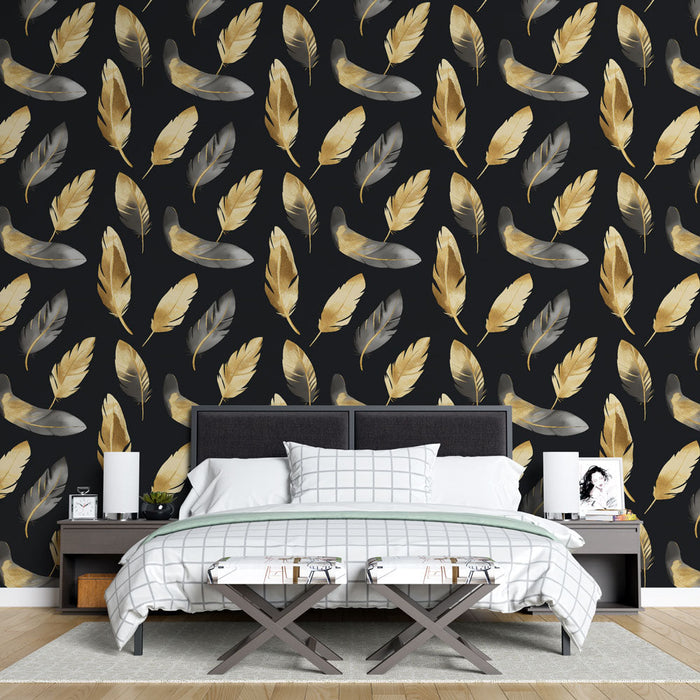 Ταπετσαρία τοιχωμάτων με χρυσά και ασημένια φτερά | Σχέδιο σε μαύρο φόντο