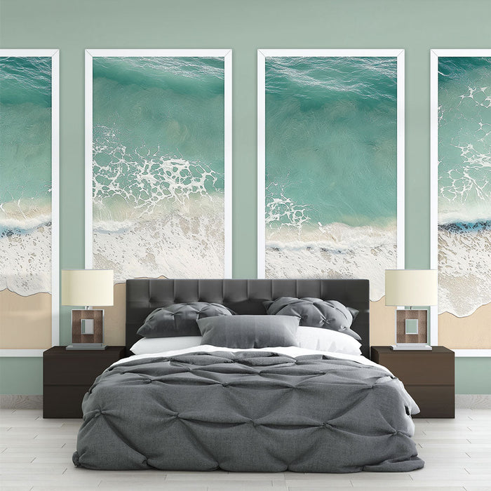 Fototapeet lõuendijäljend rannas | Linnulennult vaade lainetele ja kuldsele liivale