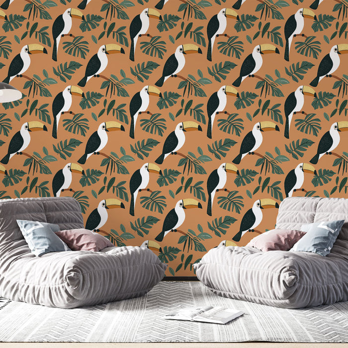 Fototapet tukan | Barvit vzorec tukanov in tropskih listov na oker ozadju